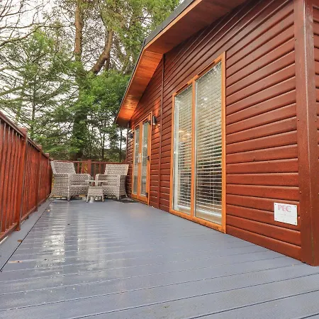 25 Thirlmere *