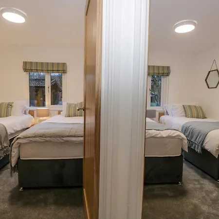 25 Thirlmere * 温德米尔